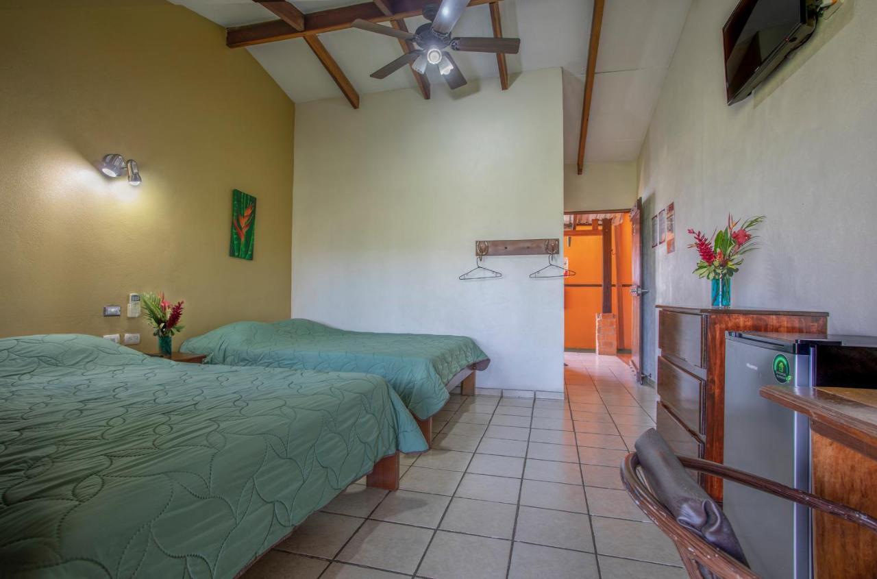Hotel La Hacienda Quesada  Exteriör bild