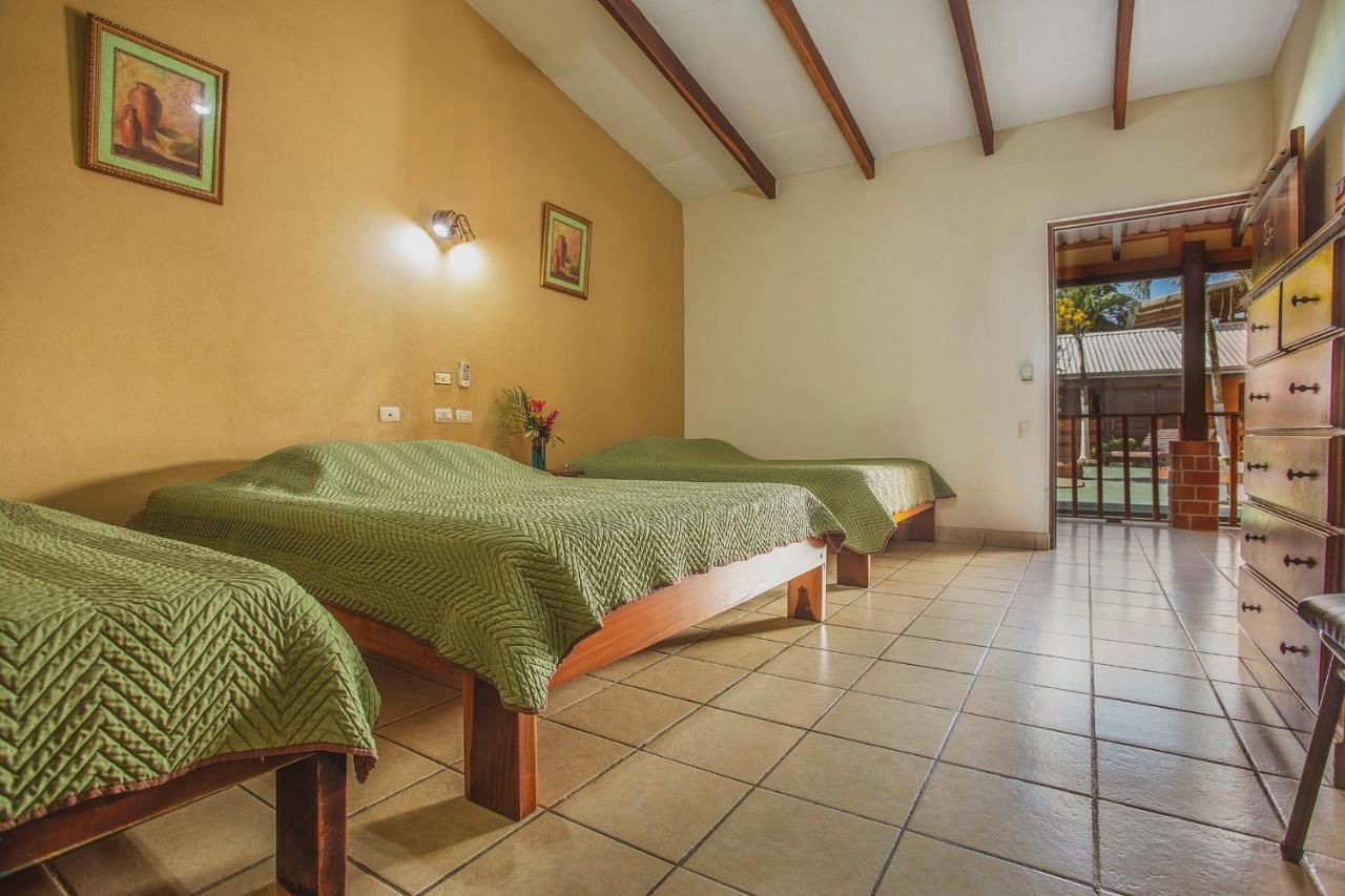 Hotel La Hacienda Quesada  Exteriör bild