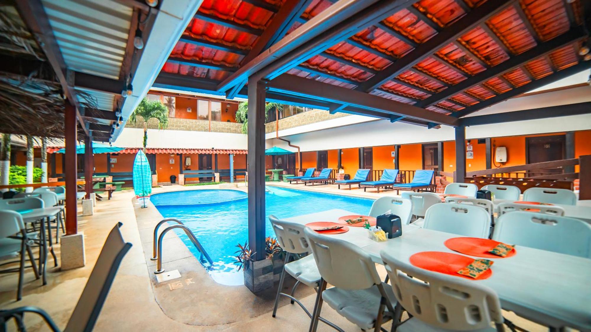 Hotel La Hacienda Quesada  Exteriör bild
